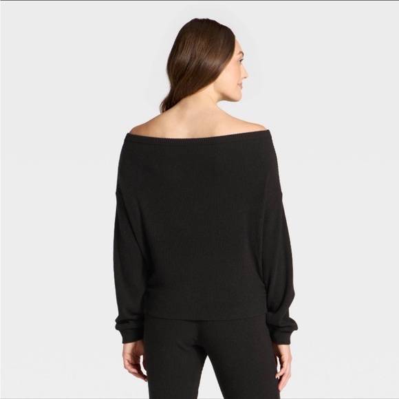 NWT Black Ribbed Off-Shoulder Sweater - Picture 2 of 5